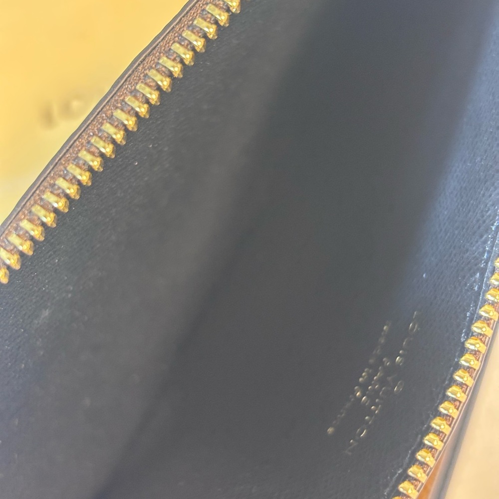 Louis Vuitton Giant Reverse Pochette - Picture 9 of 13